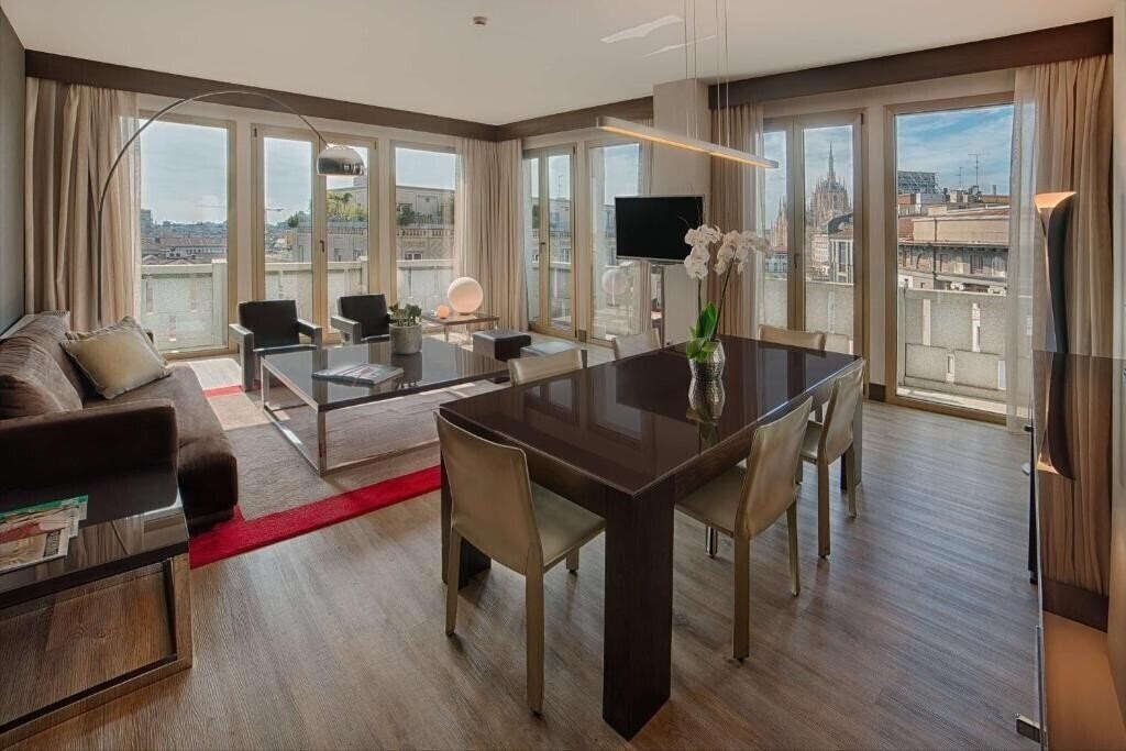 Отель Nh Collection Milano President 5*