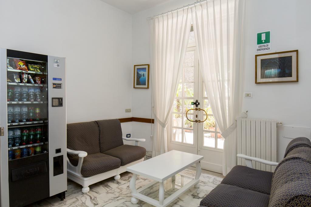 Готель Il Faro 3*