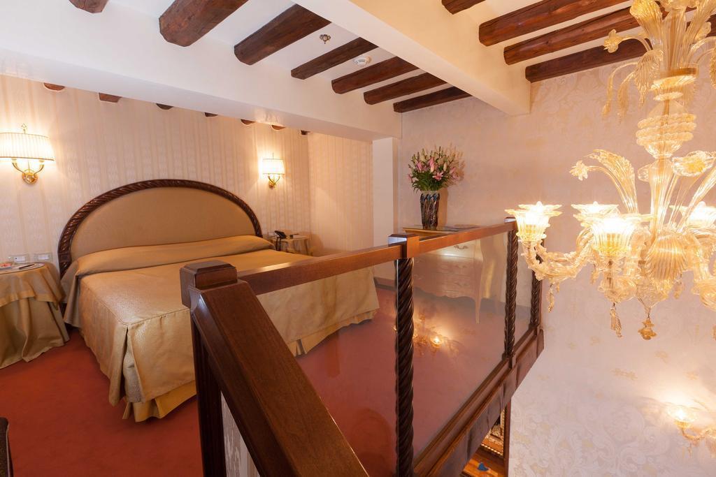 Отель Palazzo Stern 4*