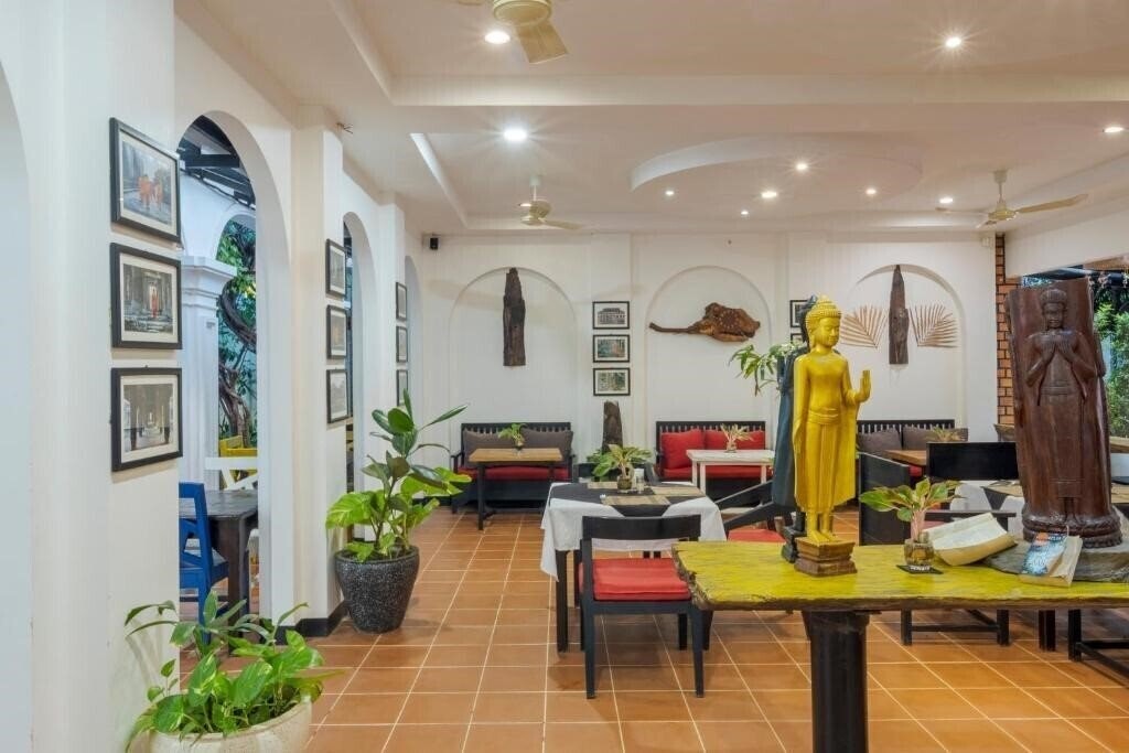 Фотографія La Residence Watbo Hotel 3*