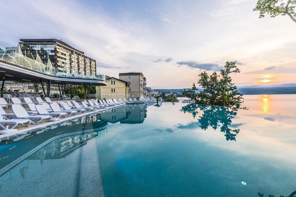 Готель Grand Hotel Adriatic 4*