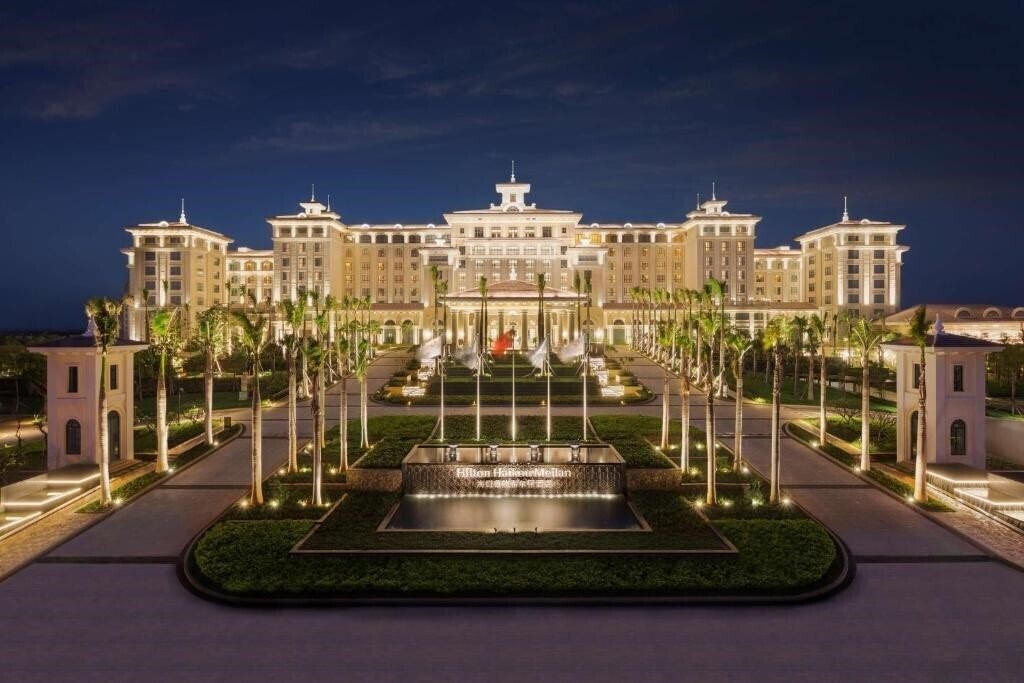 Готель Hilton Haikou Meilan 5*