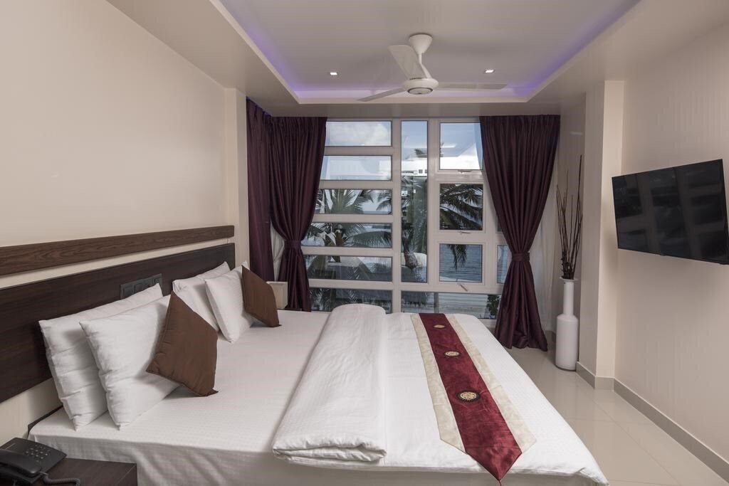 Картинка White Harp Beach 3*