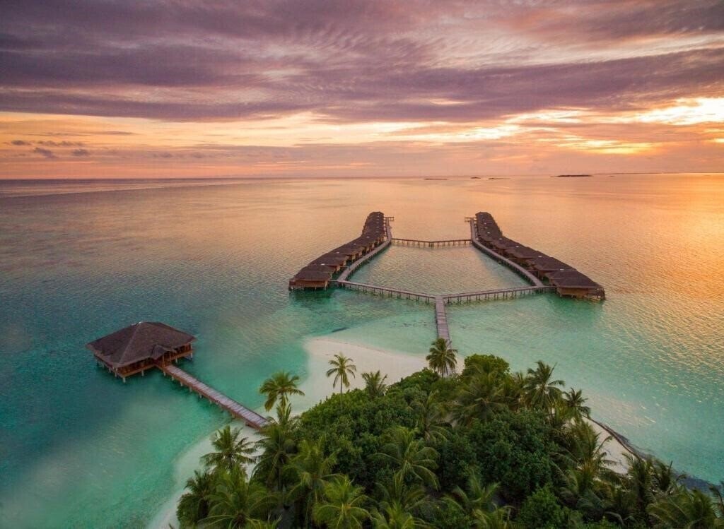 Картинка Medhufushi Island Resort (ex. Medhufushi Resort) 4*