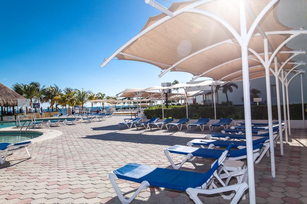 Готель Aquamarina Beach 3*