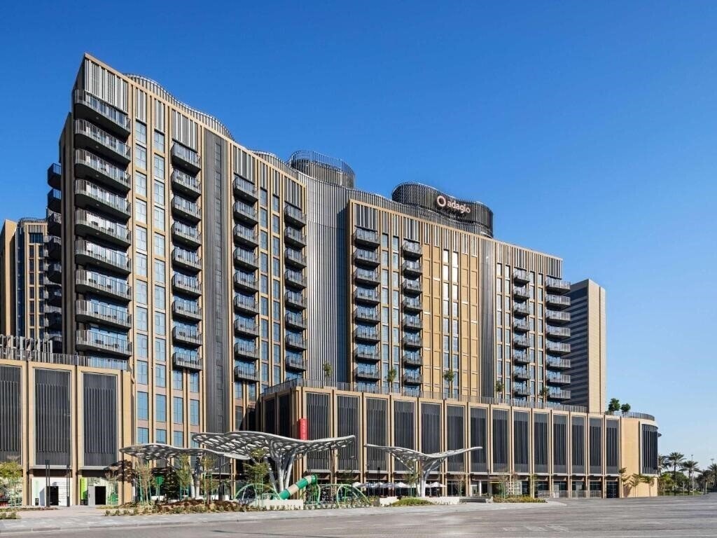 Фото Aparthotel Adagio Dubai Deira 4*