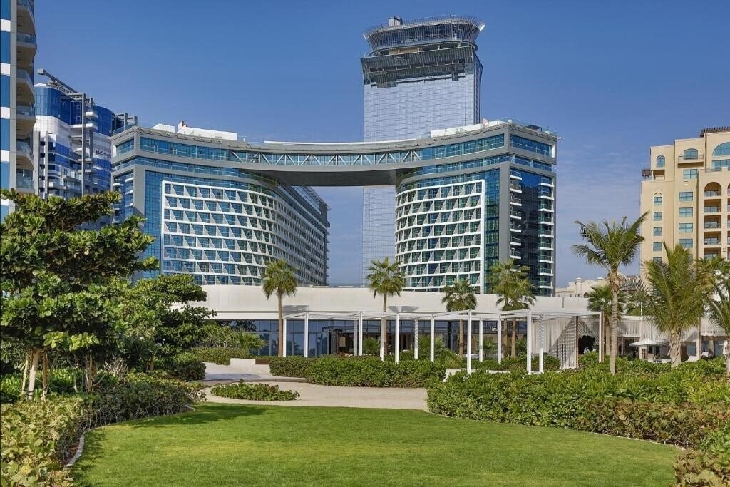 Фото NH Collection Dubai The Palm 5*