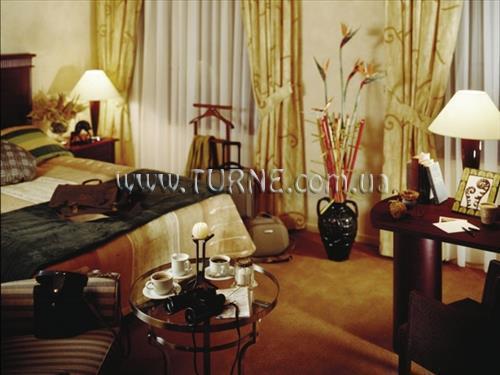 Готель Radisson Sas Carlton 4*