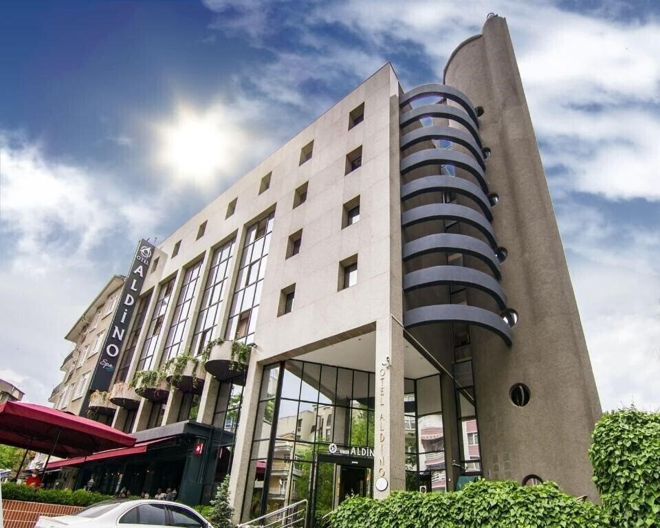 Готель Aldino Hotel 4*