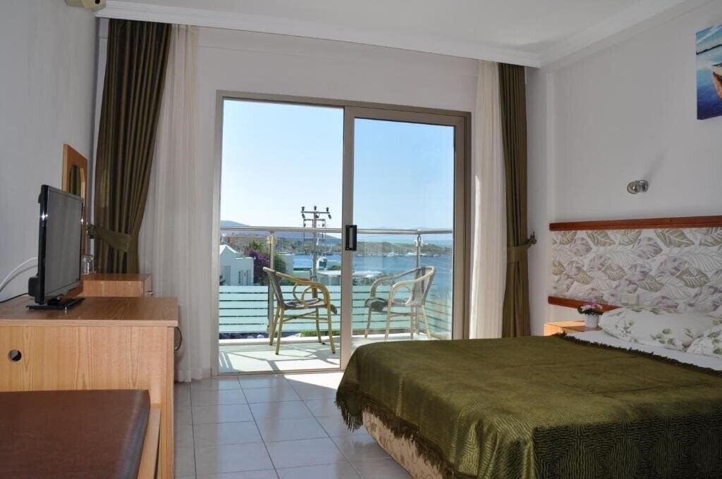 Фото Gun-Ay Hotel 3*