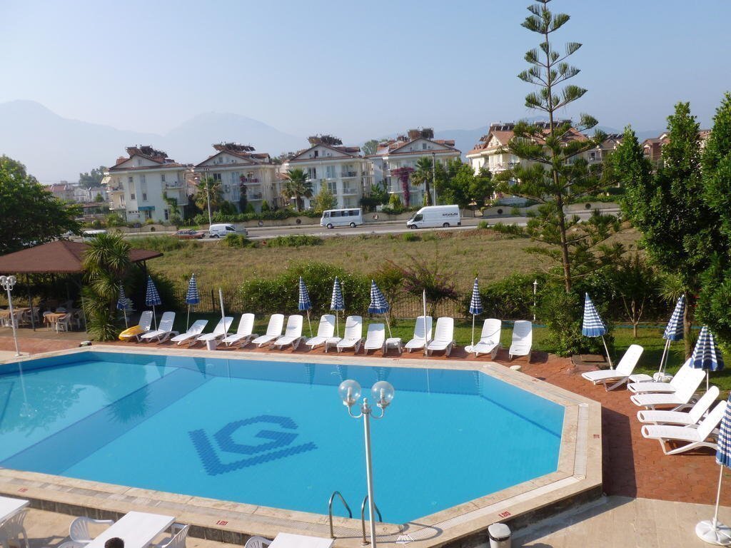 Готель Hotel Grand Vizon 3*