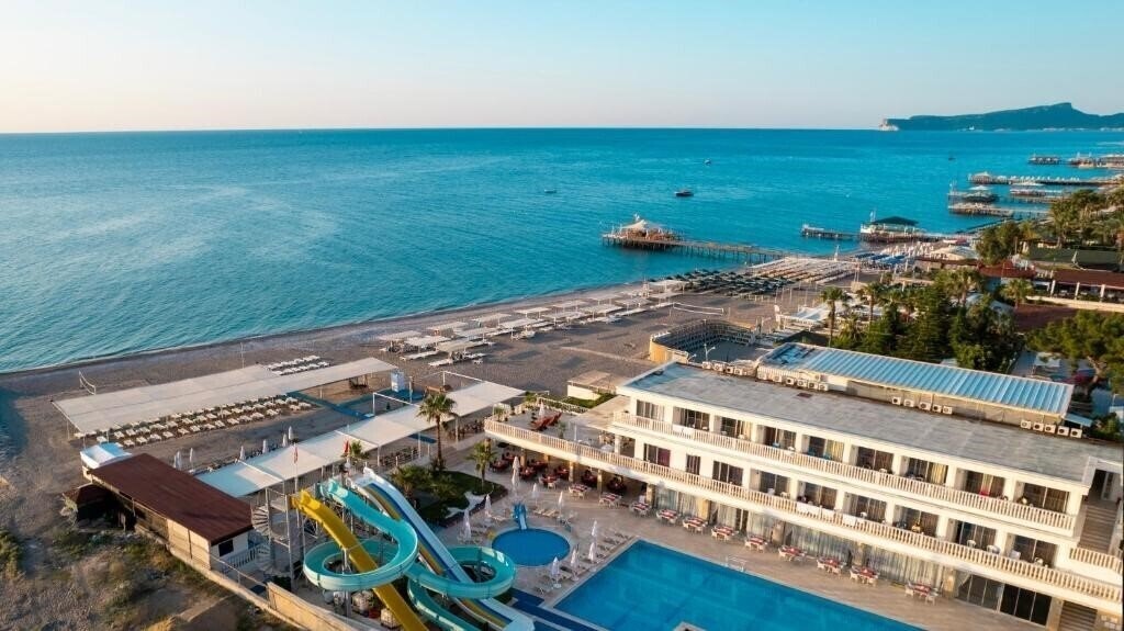 Изображение La Perla Hotel 4*