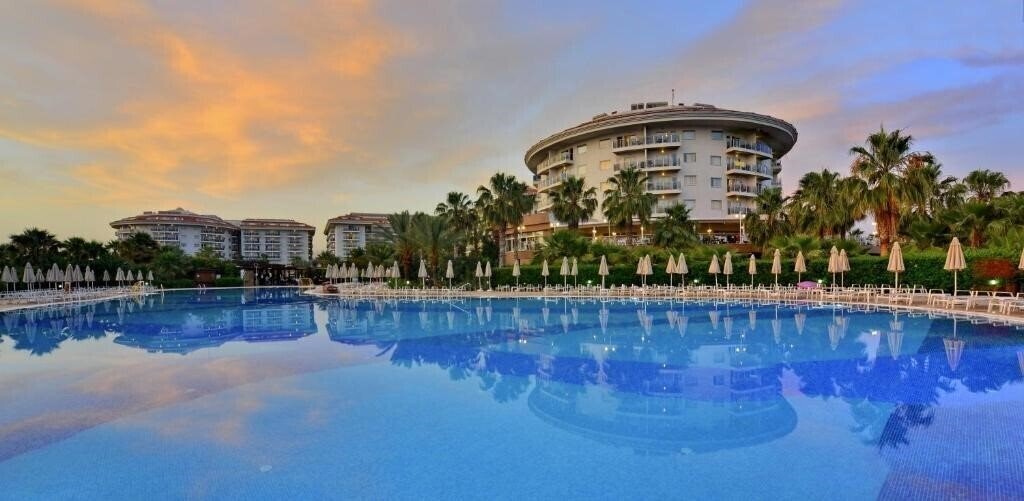 Изображение Sea World Resort & SPA 5*
