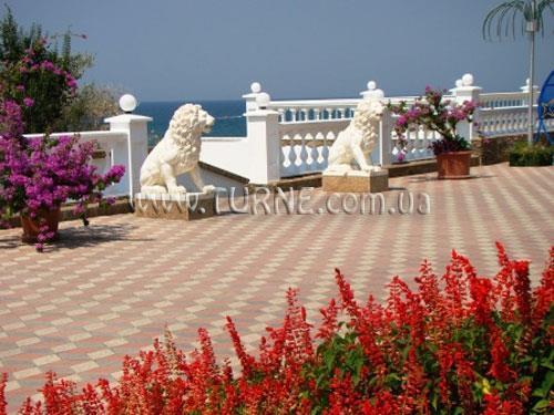 Готель Лучезарный пансионат