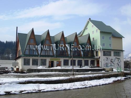 Готель Карпаты 3*