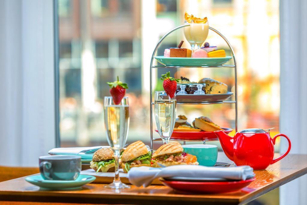 Готель Park Inn By Radisson York City Centre 3*