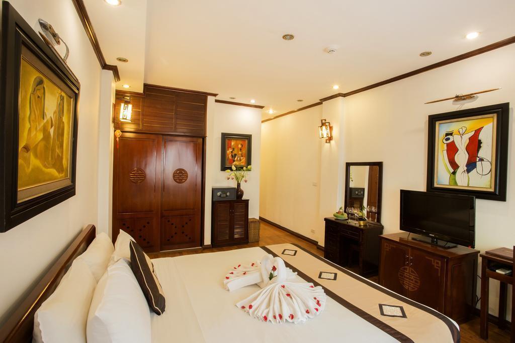 Отель Aquarius Hotel 3*