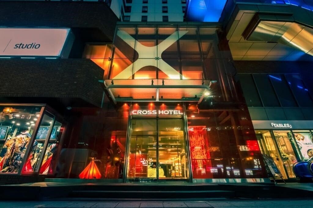 Отель Cross Hotel Osaka 4*