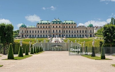 Мережа турагенцій «Поїхали з нами»